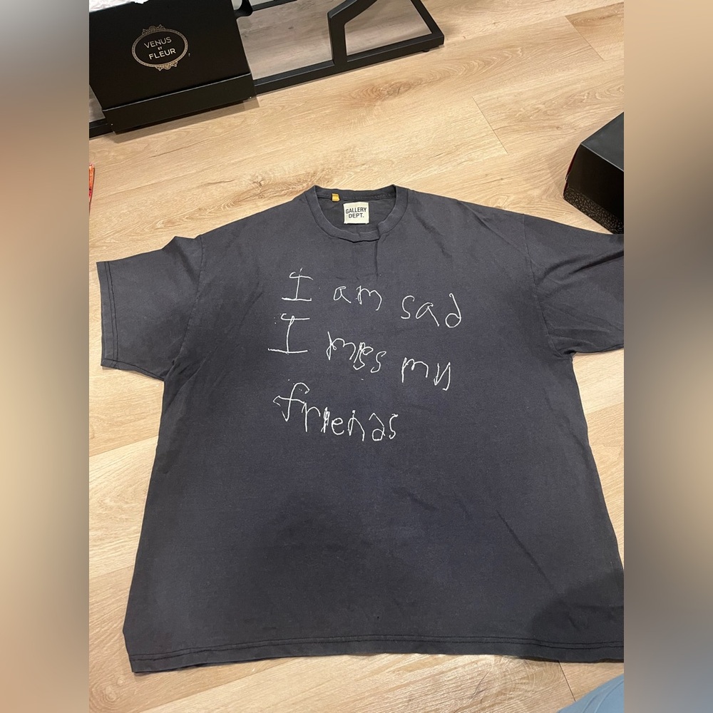 Gallery Dept. Black Graphic T-Shirt with Text